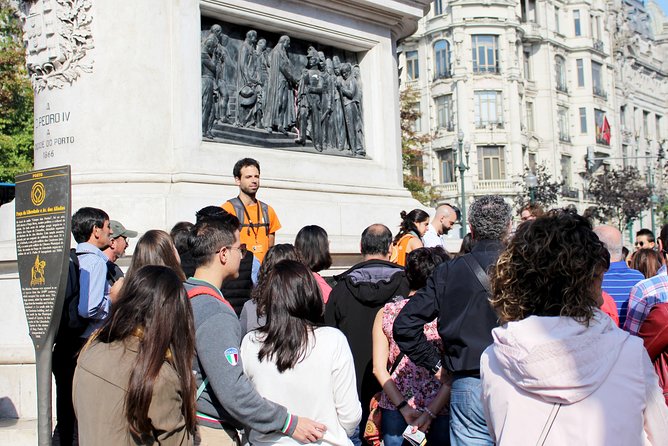 Food Tasting Tour - The walking interlude: Luis I Bridge and why you pause to look