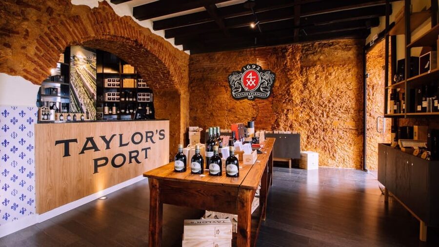From Lisbon: Private Porto Tour with Wine Tasting in Gaia - Price and value: is $707 a lot for 12 hours?