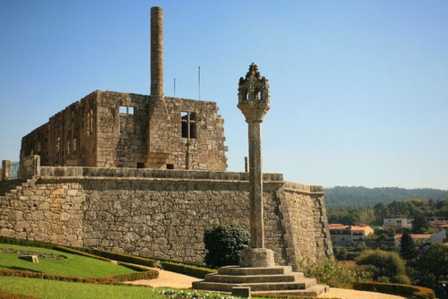From Oporto: Barcelos Tour (4Hours) - Half Day - Barcelos Matriz church: a calm landmark to reset