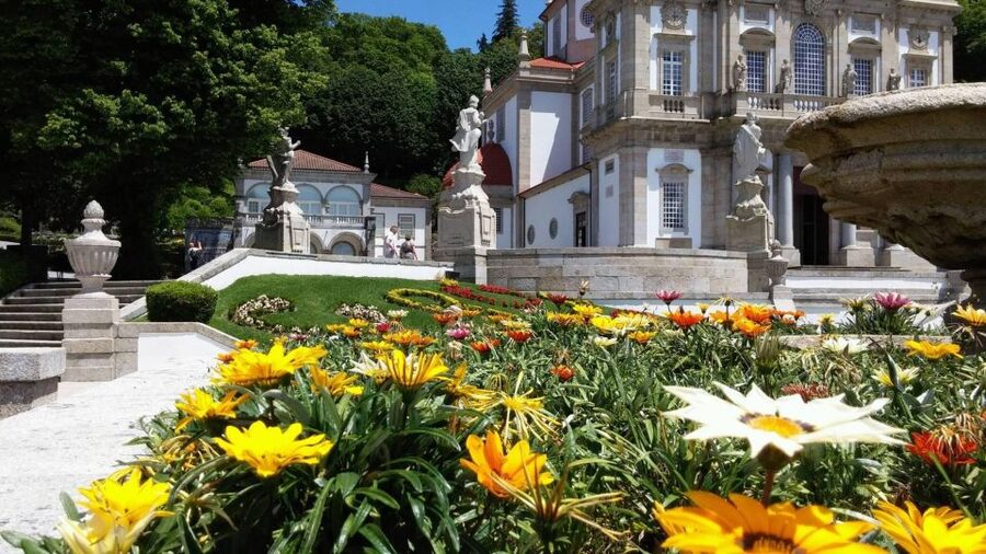 From Oporto: Braga Tour (4Hours) - Half Day - Braga Cathedral in 30 minutes: what you actually get (and how to use it)