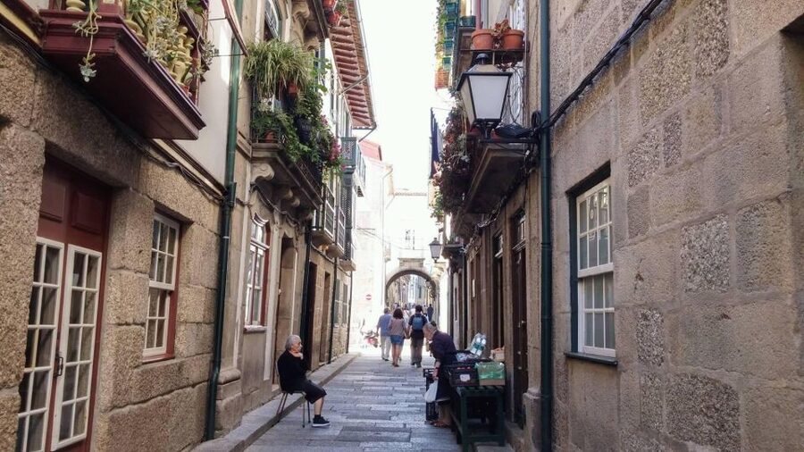 From Oporto: Guimarães Tour (4Hours) - Half Day - Quick Hits: What Makes This Half-Day Guimarães Trip Worth It
