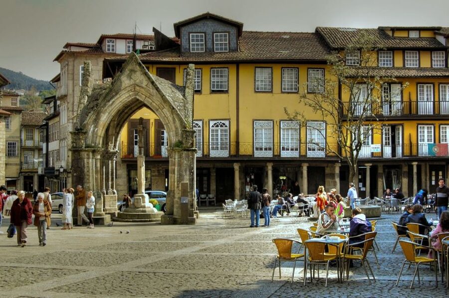 From Oporto: Guimarães Tour (4Hours) - Half Day - Should You Book the Porto to Guimarães Half-Day Tour?