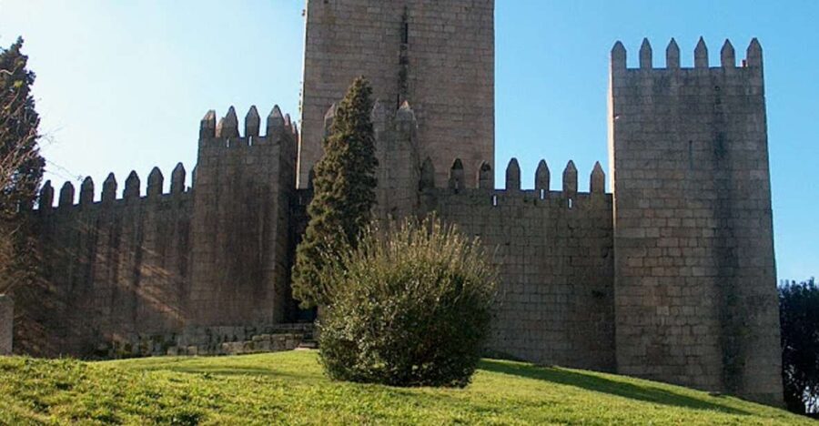 From Oporto: Guimarães Tour (4Hours) - Half Day - FAQ