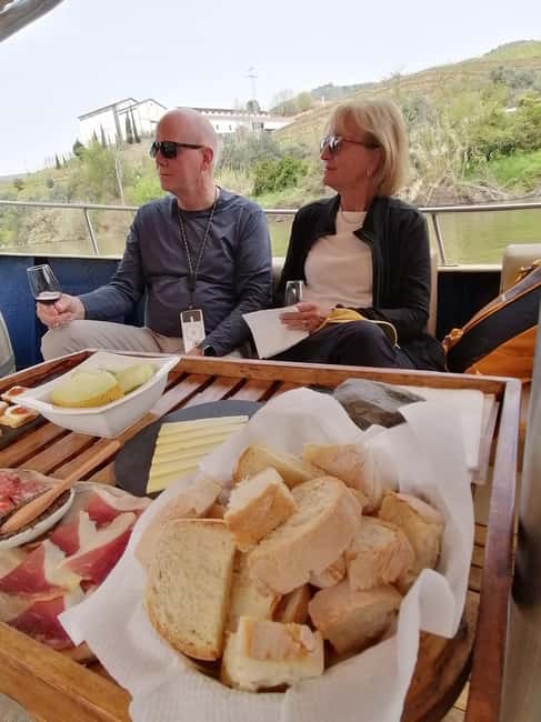From Porto: 2 Boutique Wineries w/ Winery Lunch & 1-h cruise - Provesende winery: tasting Douro reds, whites, and olive oil like you mean it