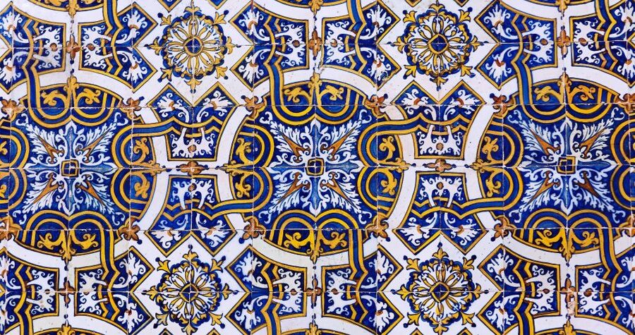 From Porto: Aveiro and Coimbra Private Tour - Santa Clara Convent and Quinta das Lágrimas: romance with a reason