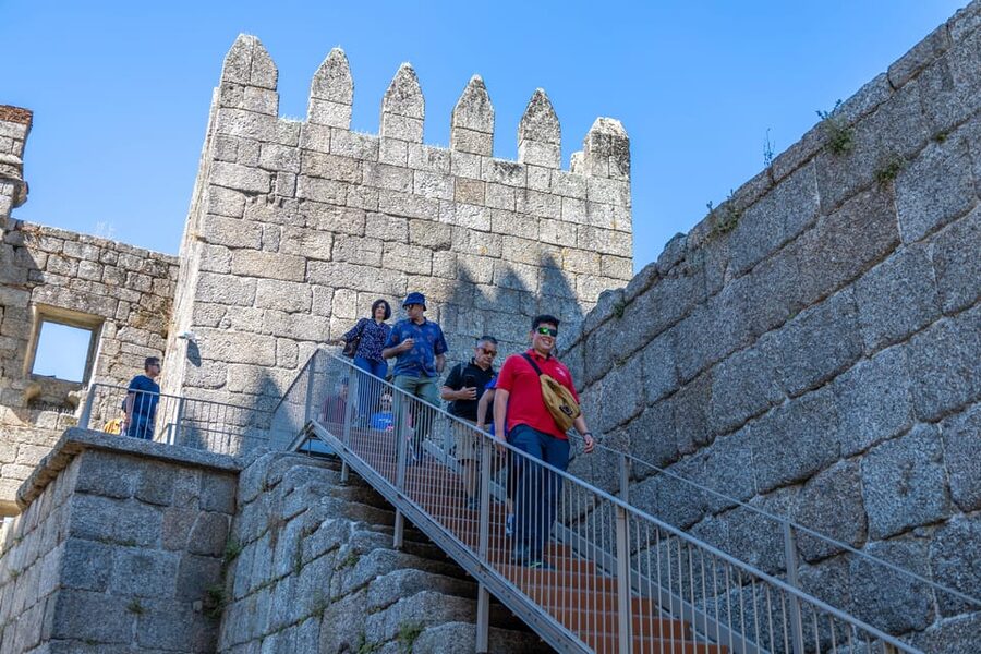 From Porto: Braga and Guimarães Small Group Tour - Small-group comfort: a max of 8 means you’ll actually talk