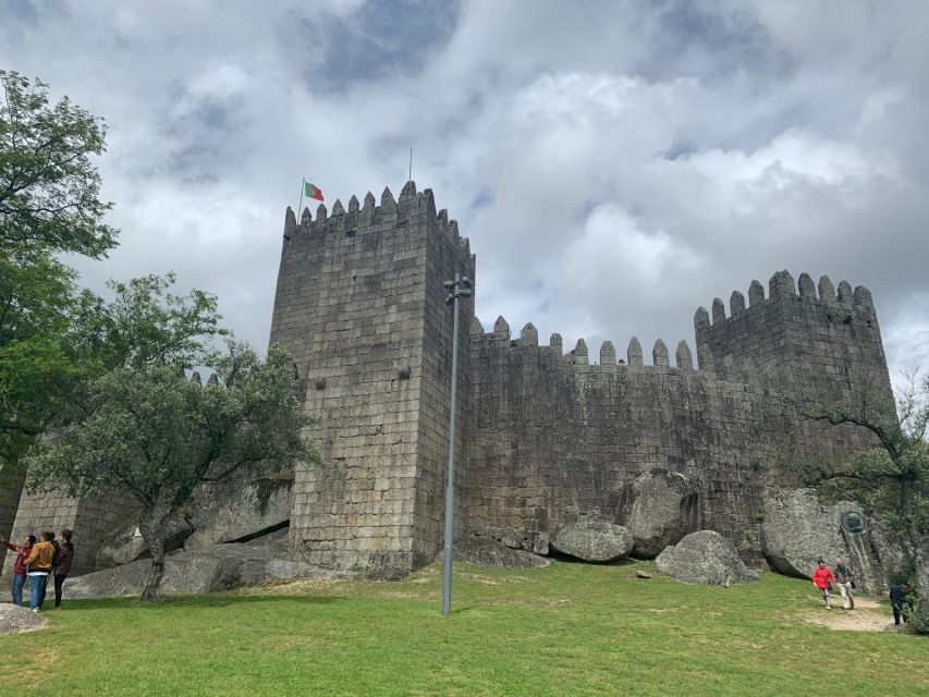 From Porto: Braga and Guimarães Small Group Tour with Lunch - Sameiro Sanctuary: a quieter contrast in the same spiritual day