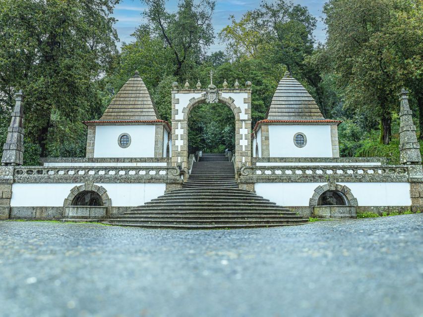 From Porto: Braga & Guimarães full day experience with lunch - Braga’s Bom Jesus do Monte: stairs, views, and a reason to pause