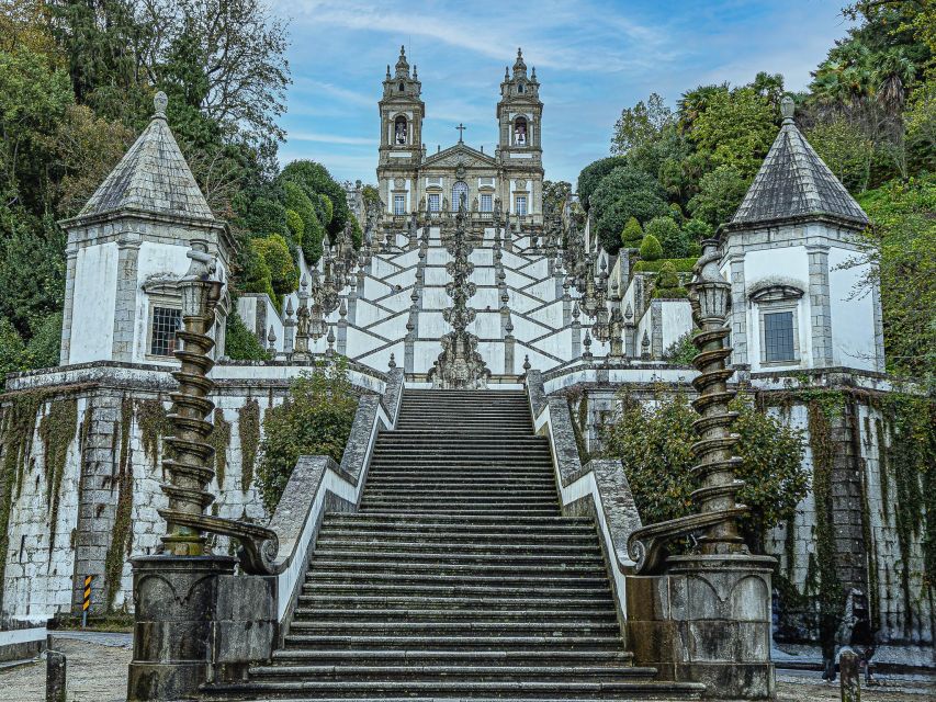 From Porto: Braga & Guimarães full day experience with lunch - Braga Cathedral: what makes the access special