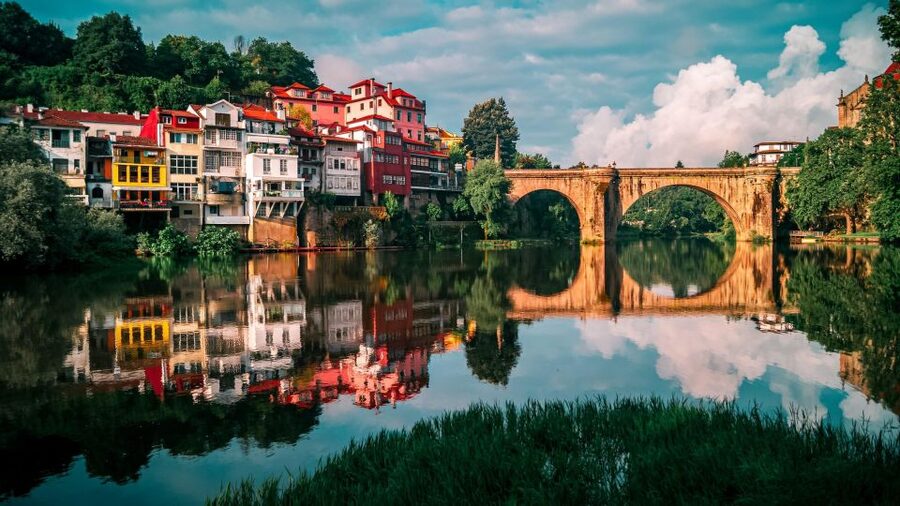 From Porto: Full-Day Douro Valley Trip - The long drive that’s actually part of the show