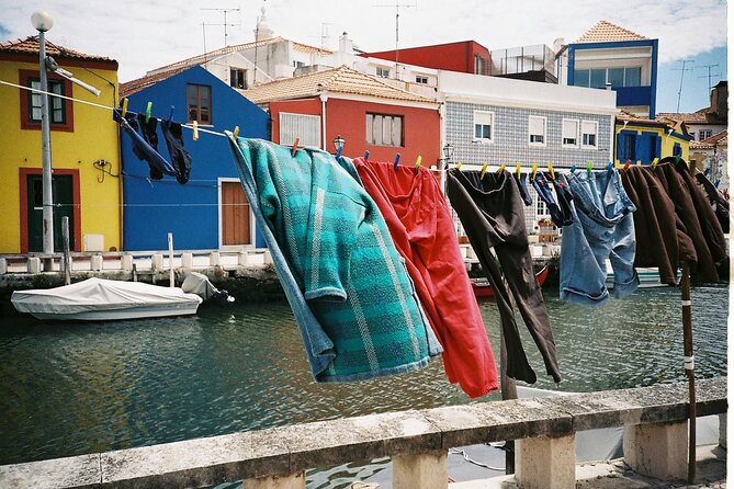 From Porto ↔ Lisbon with up to 4 stops : Aveiro, Nazaré, Óbidos - Stop 2 in Nazaré: Sitio views, North Beach waves, and a real lunch window