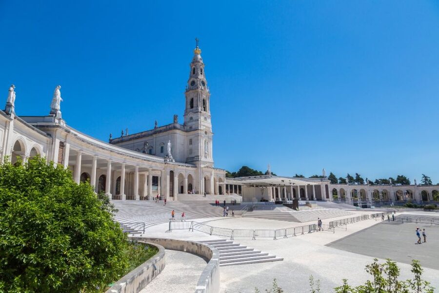 From Porto: Private Transfer to Lisbon with Coimbra & Fatima - How the Driving Day Works: Comfort, Breaks, and Staying in Control