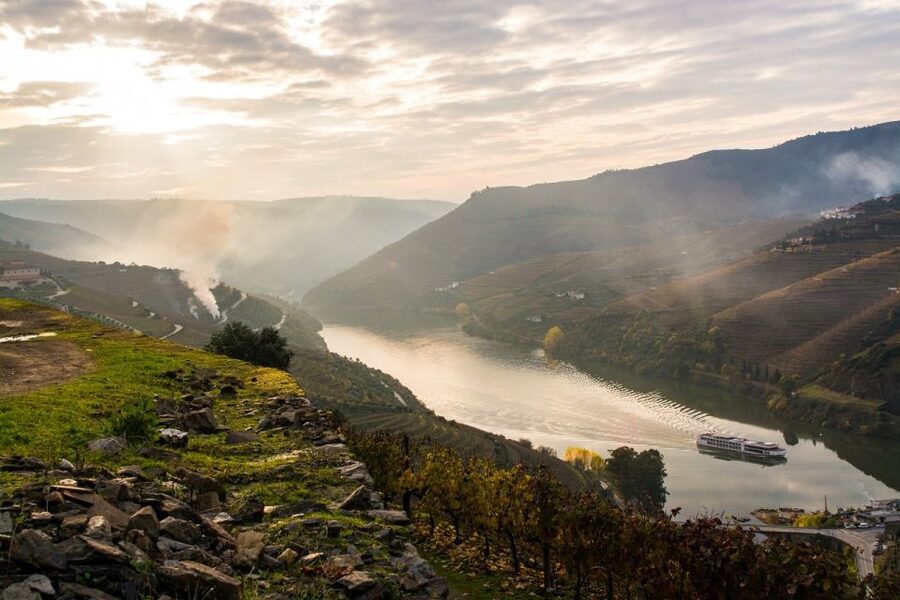 From Porto: Régua to Porto River Cruise with Lunch on Board - Where it can feel imperfect: vouchers, timing, and how much narration you’ll hear