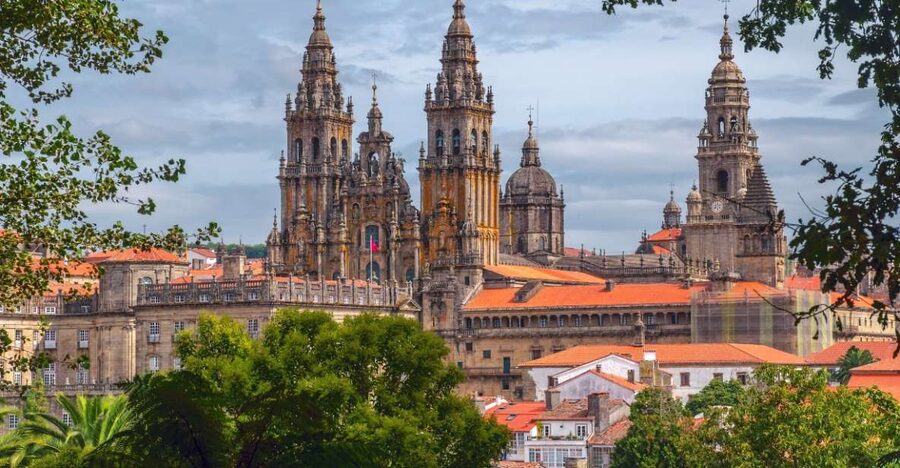 From Porto: Santiago de Compostela Cathedral Private Tour - Porto to Galicia: What an 8-Hour Private Day Really Feels Like