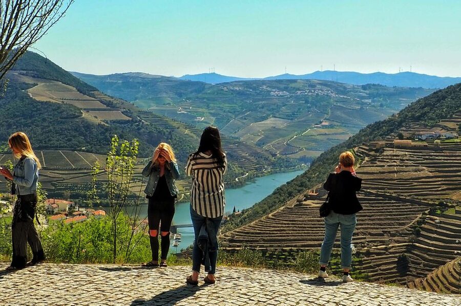 From Porto: Small-Group Douro Valley Wine Tour Lunch & Boat - Pinhão Winery Visit: Tasting Where the Grapes Become Wine