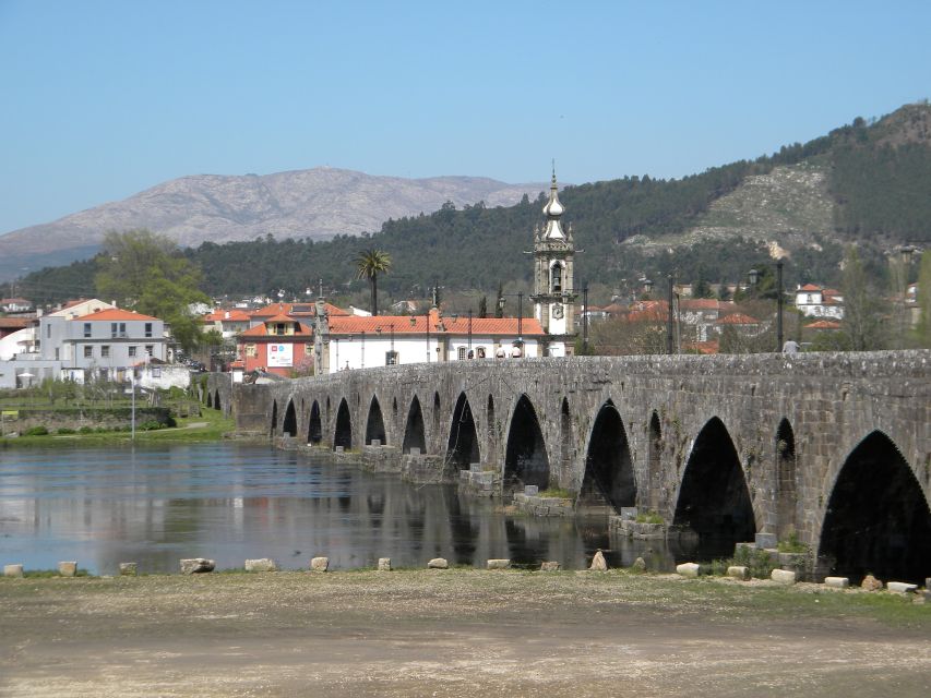 From Porto: Viana Castelo and Ponte Lima Private Tour - Viana do Castelo: viewpoint energy, then old-town wandering