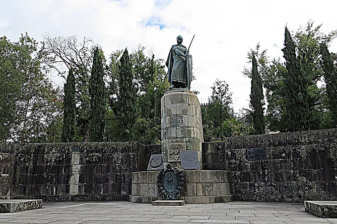 From Porto: Visit Guimarães & Braga with Lunch - Key highlights before you go
