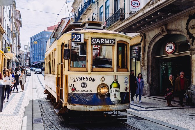 Full Coverage Porto Private City Tour - Meeting Point Reality: Where You Start Matters