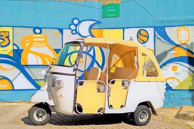 Full-Day Private Tuk Tuk All Around Porto - Cordoaria Garden and Fonte dos Leões: quick breaks that feel like an exhale