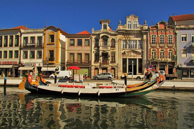 Full Day Tour from Porto to Coimbra and Aveiro with River Cruise - Se Velha de Coimbra: The Old Center Stop That Keeps the Day Balanced