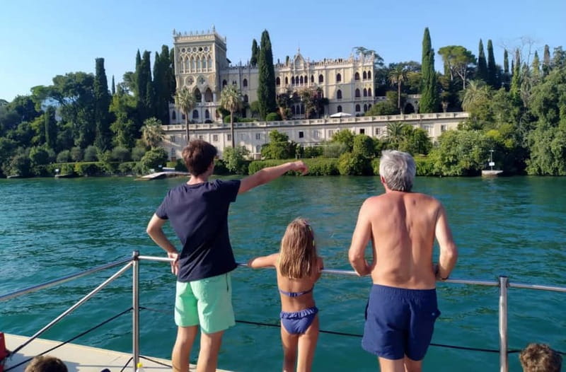 Grand Lake Garda Boat Tour (Sirmione & Garda Stop+Aperitif) - Stop 1: Garda village for a calm, one-hour wander
