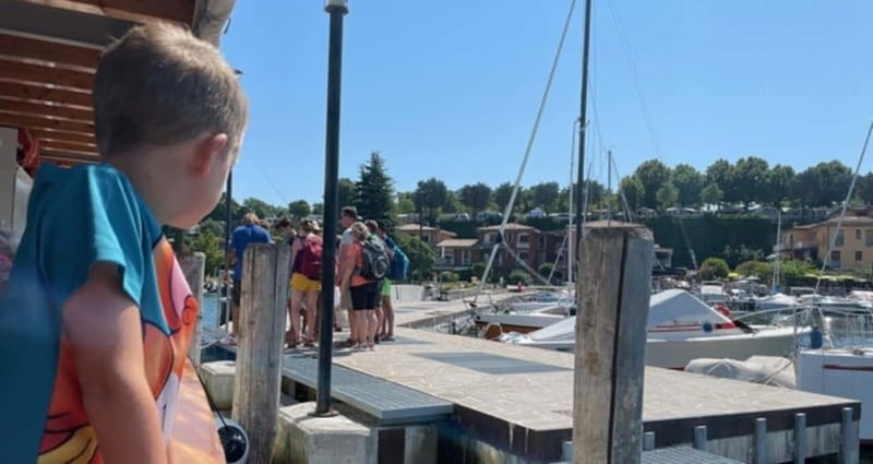 Grand Lake Garda Boat Tour (Sirmione & Garda Stop+Aperitif) - Stop 2: Sirmione peninsula time and the medieval castle area