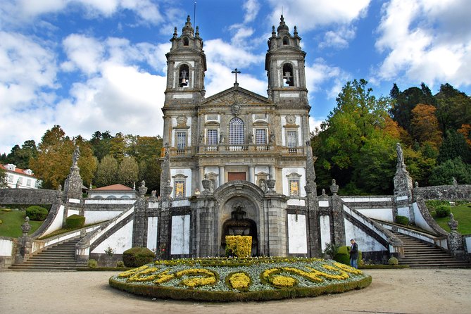 Guimarães & Braga Port Private Tour with Lunch and Green Wine - Key Highlights You Should Not Skip