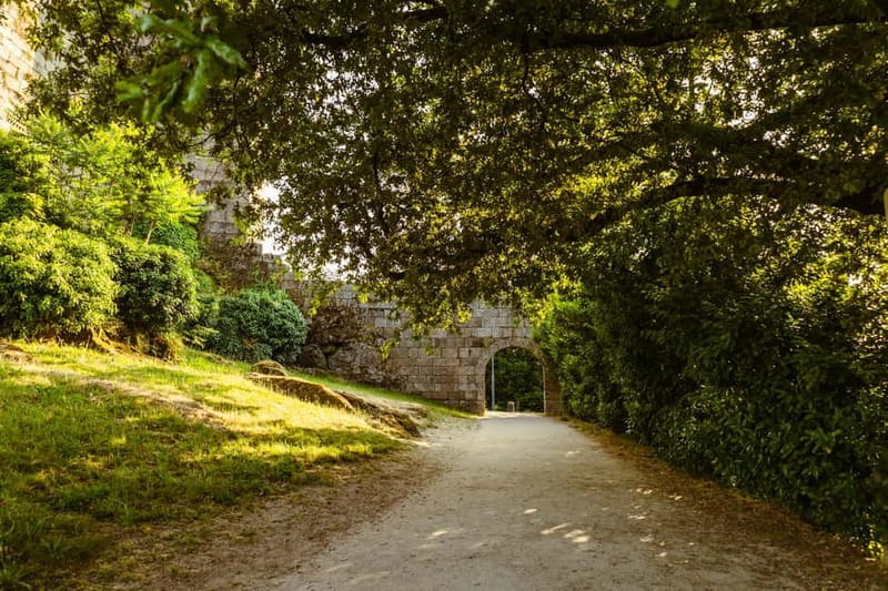 Guimarães: Highlights and Hidden Gems Walking Tour - Key Things You’ll Want to Know Before You Go