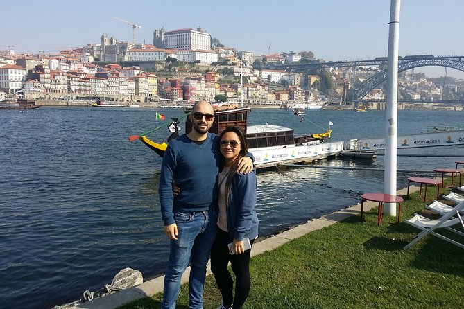 Half Day Porto & Beach Side Small-Group Tour- Different Tastings - Getting your bearings in Porto, fast, without feeling rushed