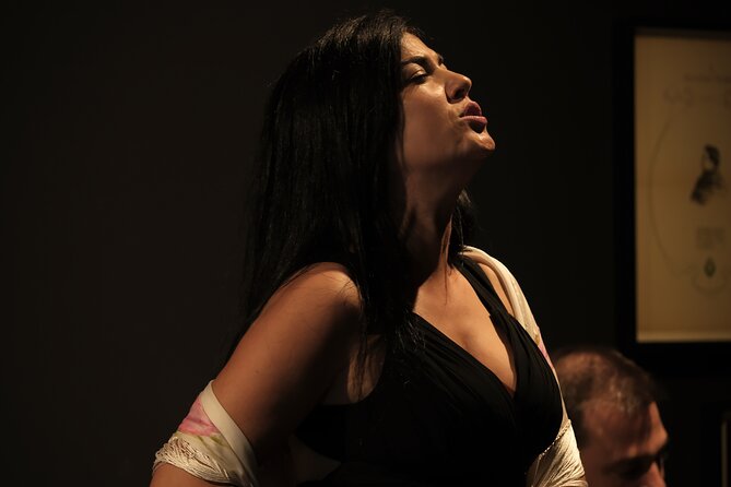 Ideal Clube de Fado - Finding the venue and choosing your seat without awkwardness