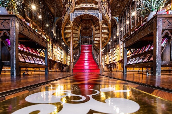 Lello Bookshop Skip-The-Line Entry Ticket - Meeting point details: where to start and how to finish