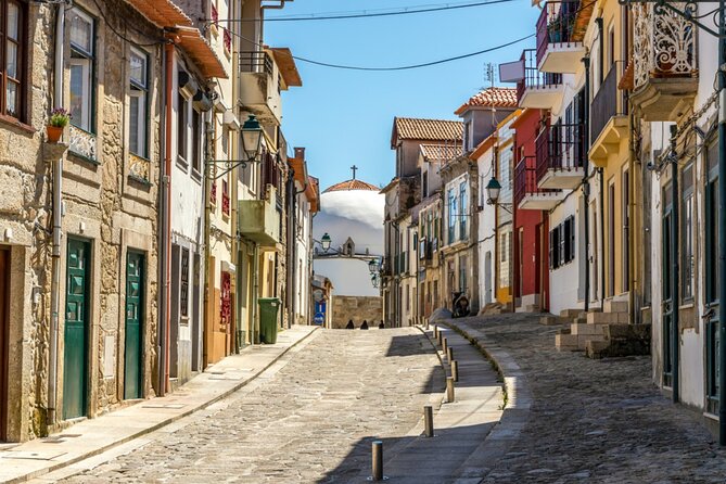 Love in Porto: Self-Guided Romantic Puzzle Walk - A Love Novel Walk Through Real Porto Streets