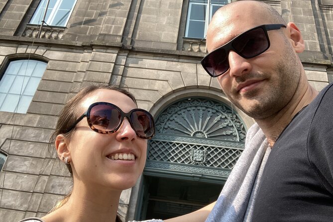 Love in Porto: Self-Guided Romantic Puzzle Walk - Price and Value: $8.10 Per Person for a 2-Hour Date Plan