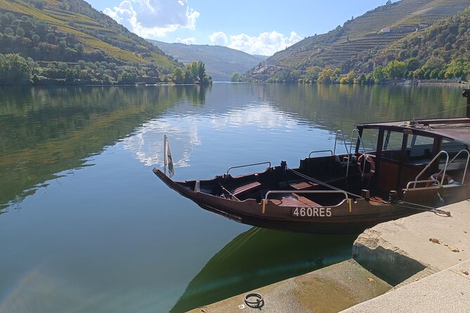 Lunch and Wine Tasting in the Douro Valley Region - Lunch in Typical Douro Restaurants: Where the Region Shows Up on Your Plate