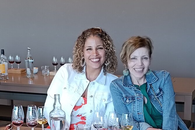 Lunch and Wine Tasting in the Douro Valley Region - The Role of Your Guide: Why It Changes the Quality of the Day
