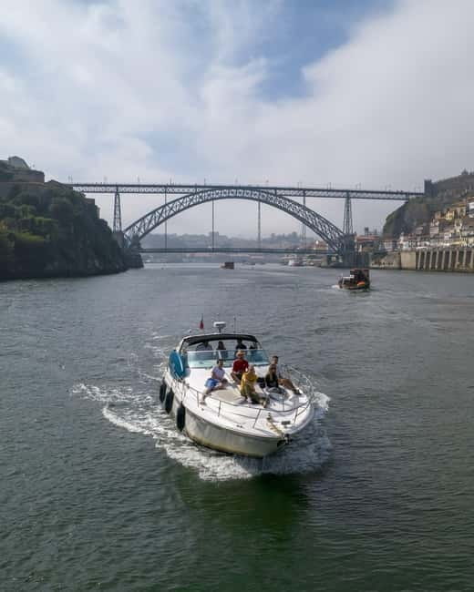 Luxury Douro Yacht Tour: Scenic Views & Complimentary Drinks - Price and value at $347 per person: What you’re really paying for