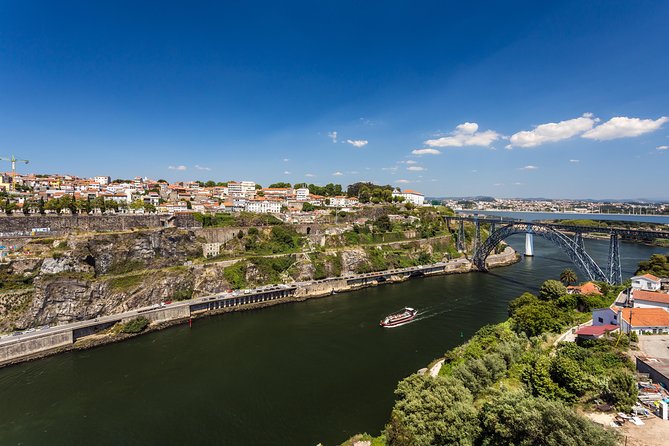 Magictrain e Cruzeiro das 6 pontes - City highlights from the wheels: where you actually see Porto