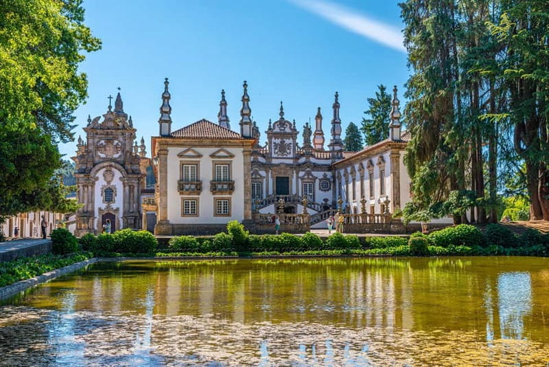 Mateus Palace - In the Footsteps of Wine History - Casa de Mateus: the baroque manor that looks unreal