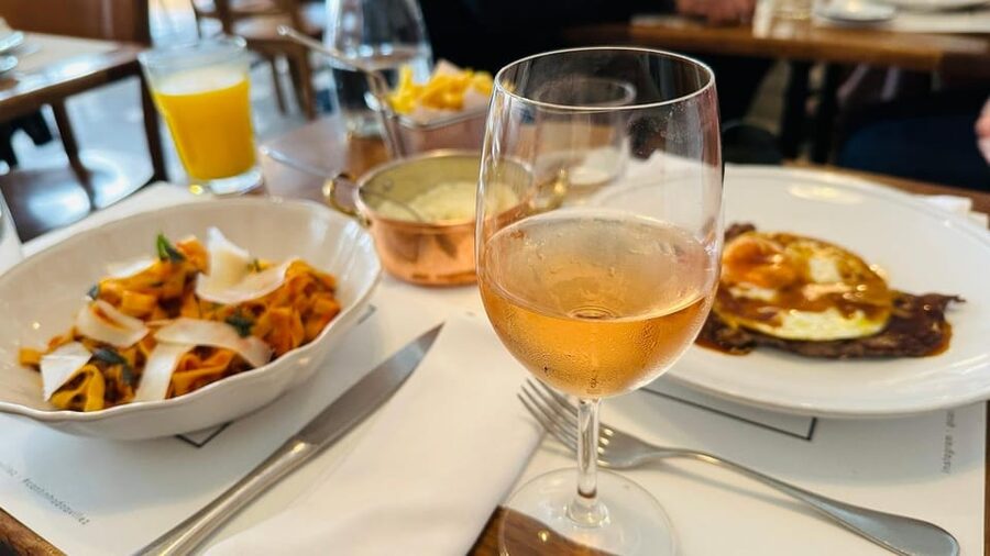 Matosinhos (Porto): “From the Sea to your Plate” Food Tour - The cannery visit: why tinned fish tasting belongs on a food tour