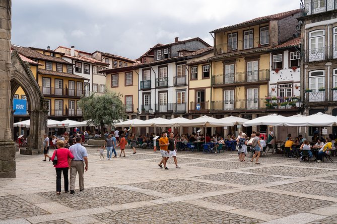 Minho Tour Private (Braga and Guimarães) Full Day - Braga lunch break: get your bearings fast, then re-enter the old streets