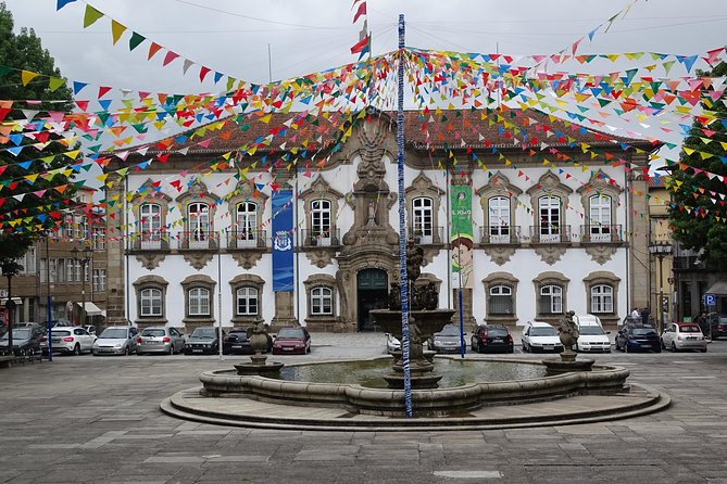 Minho Tour small group, Braga, Ponte de Lima, Viana, Vinho Verde Winery & Lunch - A Ten-Hour Minho Circuit Without Any Transit Headaches