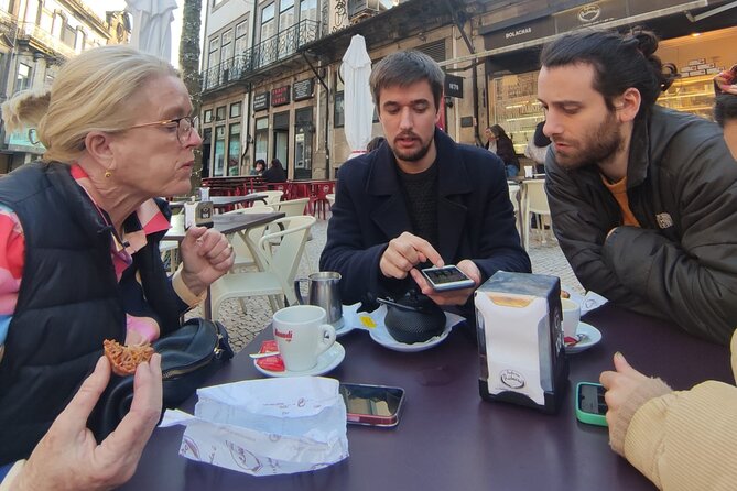 Mobile Photography through Porto hidden streets - How João Helps You Get Share-Ready Results