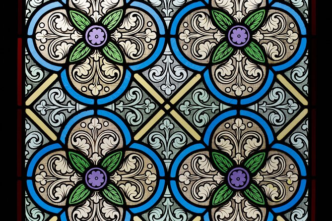Museu do Vitral Entry Ticket with Wine Tasting - The Kaleidoscope Moment: 400+ Colours, No Expertise Needed