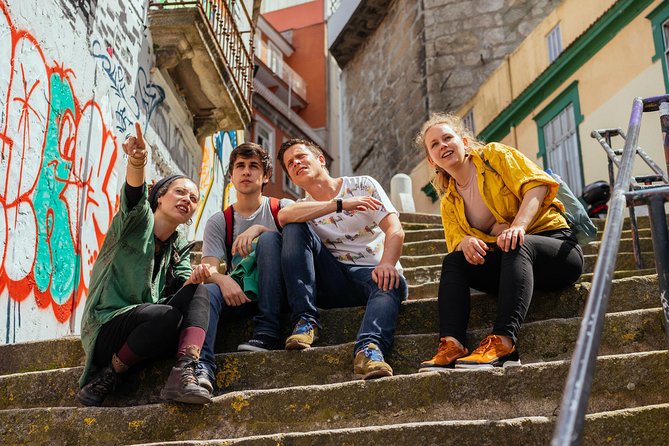 Off the Beaten Track in Porto: Private City Tour - Why a private 2-hour Porto walk beats the big-group shuffle