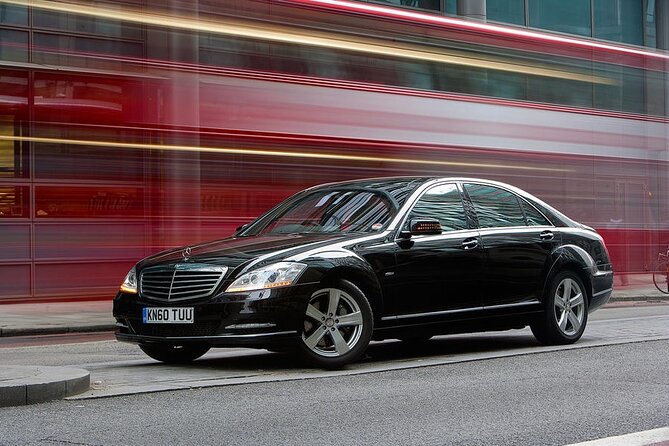 Oporto Airport: Private Arrival Transfer to Porto city hotels - Porto Airport to Your Hotel: The Whole Experience in One Straight Shot
