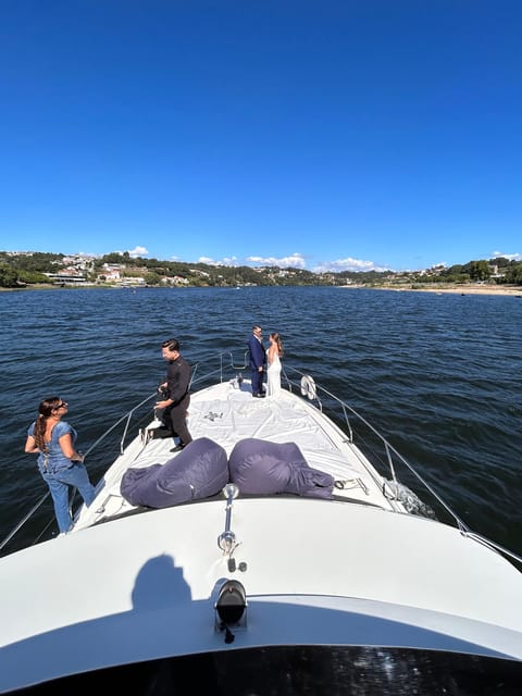 Passeio de barco rio douro inesquecível - Why this Douro yacht cruise feels different than “just a boat ride”