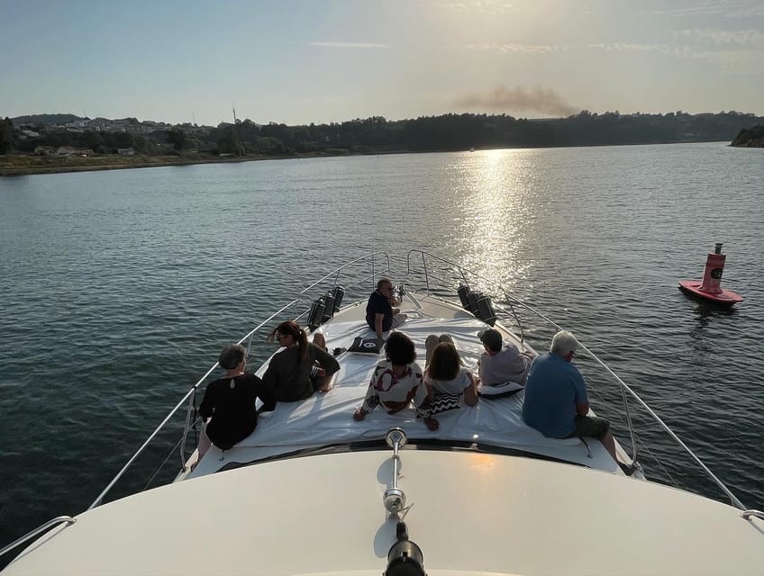 Passeio de barco rio douro inesquecível - Passing Porto and Gaia’s six bridges: the signature photo run