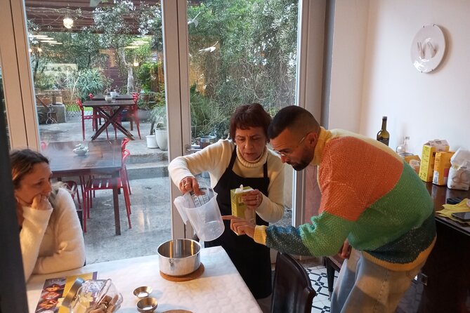 Pastel de Nata Workshop in Porto - Meeting on R. de Miguel Bombarda, then getting straight to baking