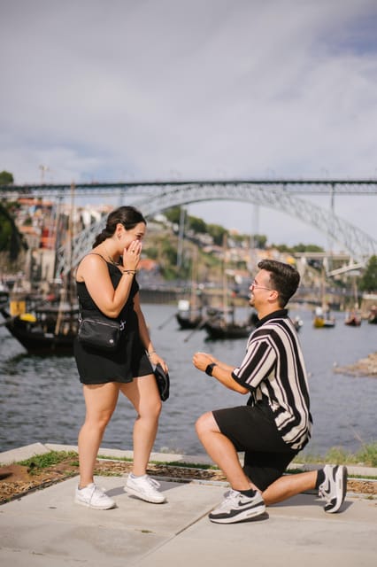 Photoshoot in Porto - Ribeira and Dom Luís I Bridge: The Douro View That Looks Like a Postcard