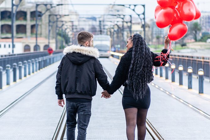 Photoshoot Unforgettable in Porto - Couple or Single - What’s included: 40 edited photos, delivered fast